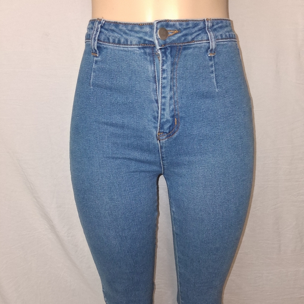 Lalavon Classic Blue Flare Jeans for Women Size S - Picture 16 of 17